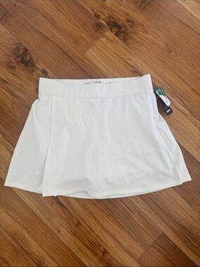 Simons White Active Skort